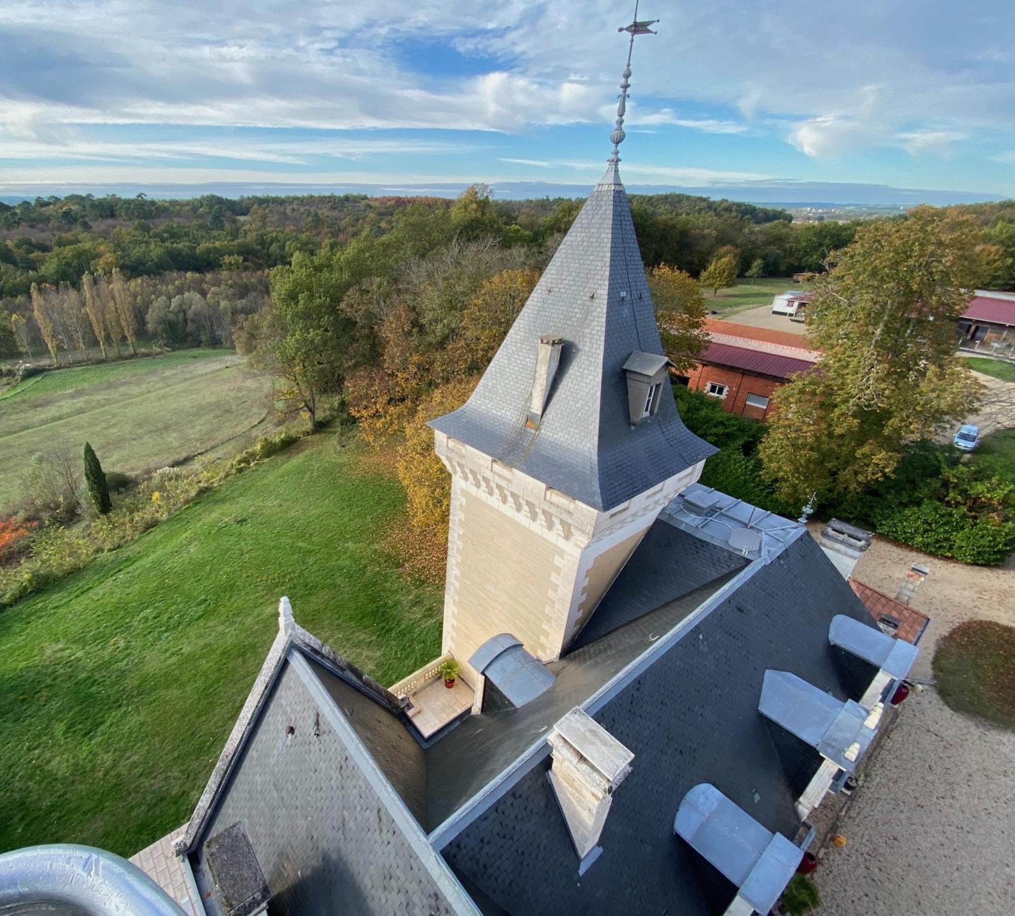 Chateau De Bellevue B&B Et Appartements Avec Piscine Saisonal Chauffee Et Chambres Partout Climatisees Saint-Avit  Kültér fotó