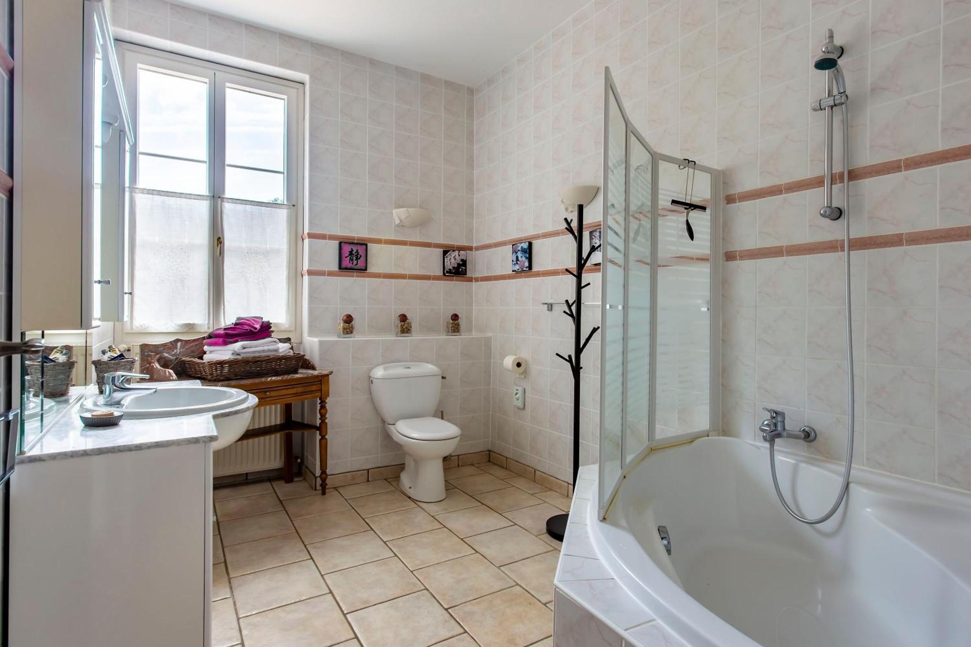 Chateau De Bellevue B&B Et Appartements Avec Piscine Saisonal Chauffee Et Chambres Partout Climatisees Saint-Avit  Szoba fotó