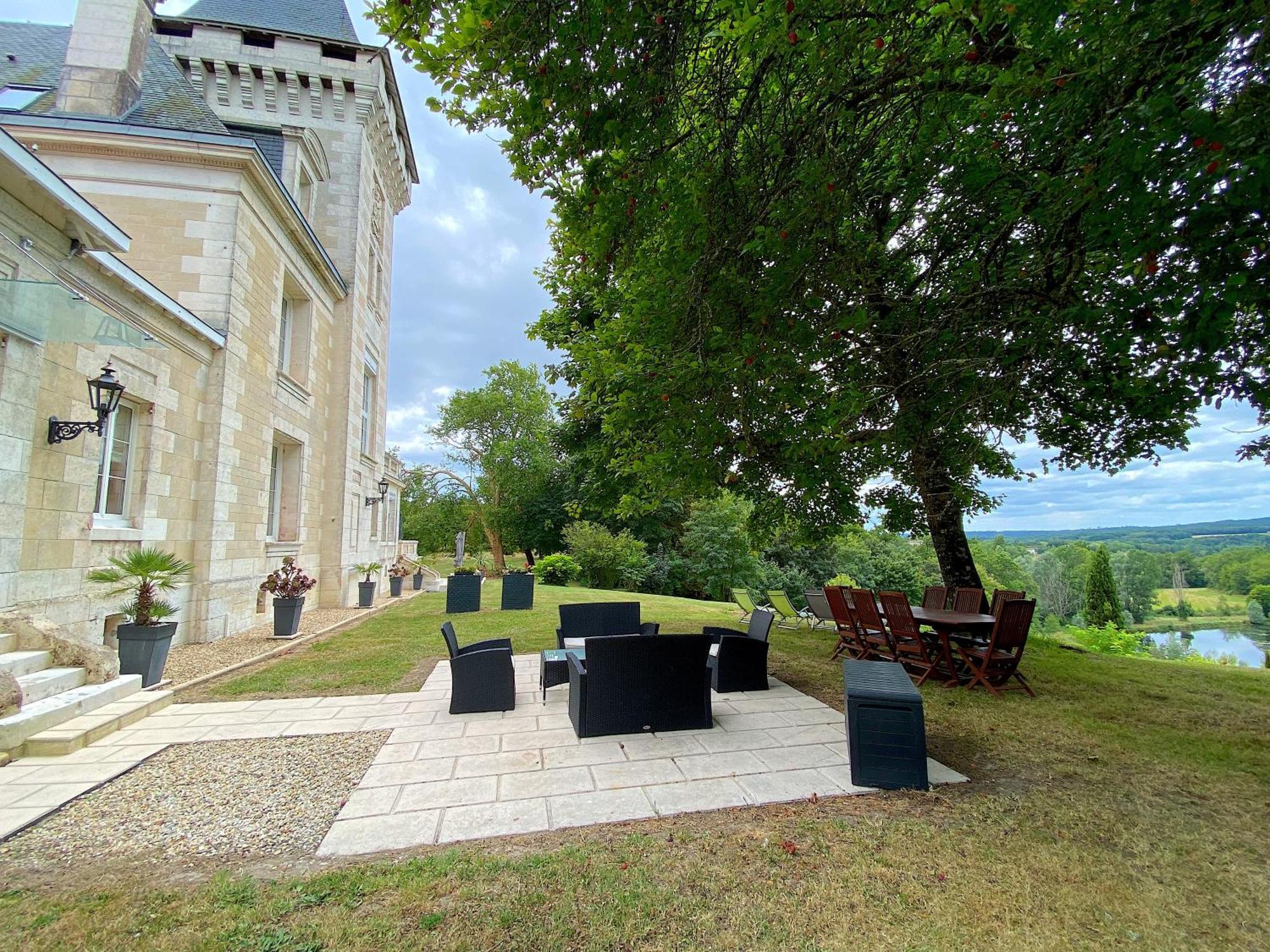 Chateau De Bellevue B&B Et Appartements Avec Piscine Saisonal Chauffee Et Chambres Partout Climatisees Saint-Avit  Szoba fotó