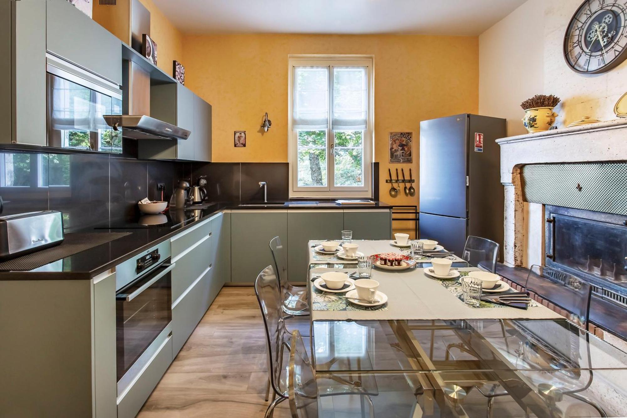 Chateau De Bellevue B&B Et Appartements Avec Piscine Saisonal Chauffee Et Chambres Partout Climatisees Saint-Avit  Szoba fotó