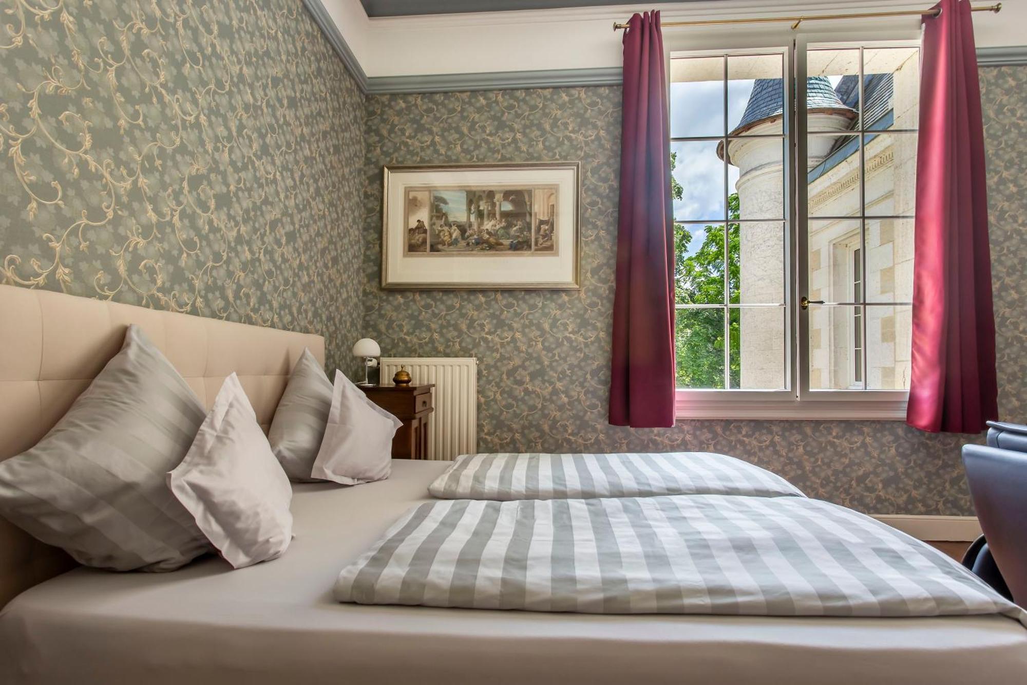 Chateau De Bellevue B&B Et Appartements Avec Piscine Saisonal Chauffee Et Chambres Partout Climatisees Saint-Avit  Kültér fotó