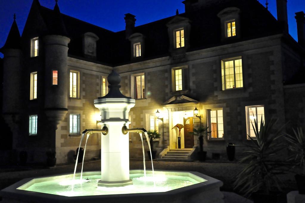 Chateau De Bellevue B&B Et Appartements Avec Piscine Saisonal Chauffee Et Chambres Partout Climatisees Saint-Avit  Kültér fotó